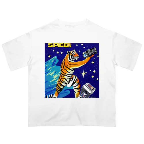 虎.tiger camera Oversized T-Shirt