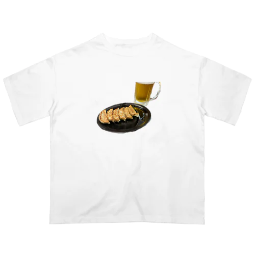 餃子とビール Oversized T-Shirt