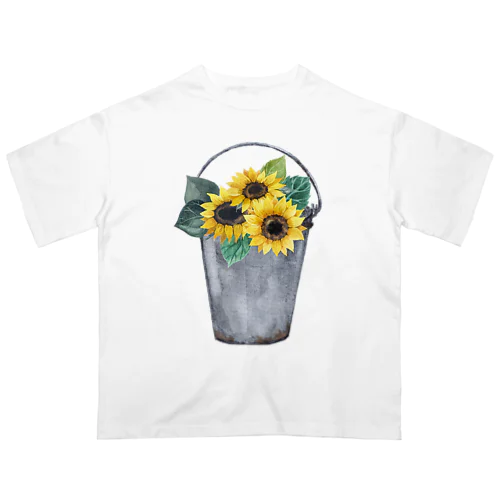 Watering bucket and sunflowers  じょうろ と ひまわり Oversized T-Shirt