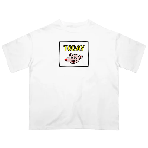 今日 オーバーサイズTシャツ