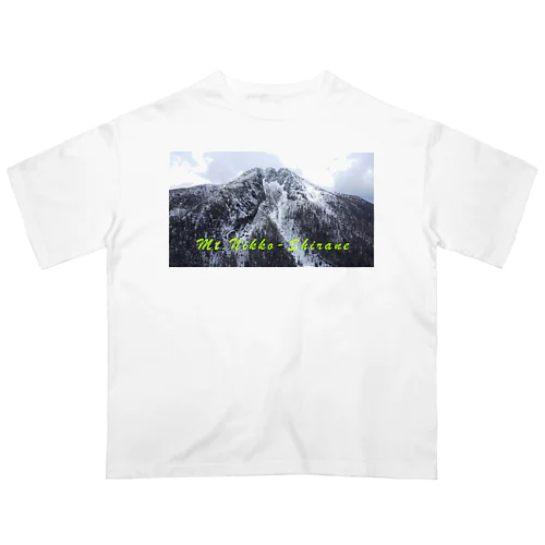 雪の日光白根山 Oversized T-Shirt