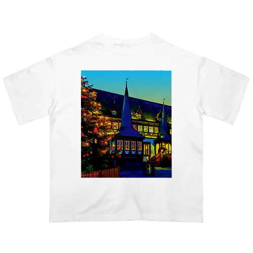 ドイツ 夕暮れのアインベック旧市庁舎 Oversized T-Shirt