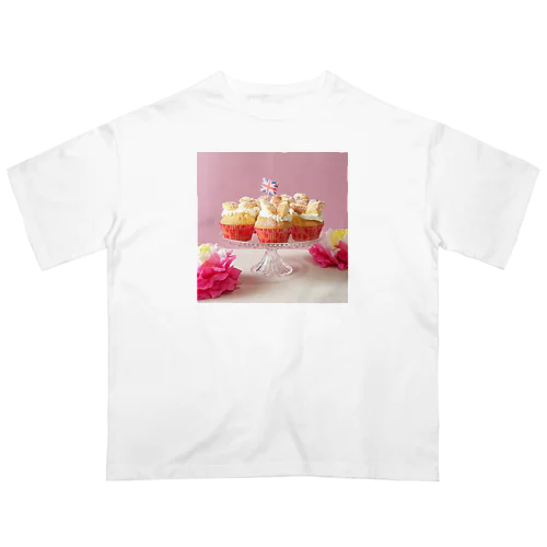 バタフライカップケーキ スタンド オーバーサイズTシャツ