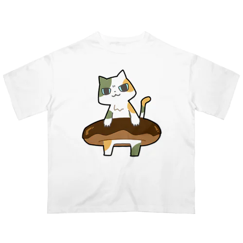 ドーナツをゲットしてご満悦の猫 オーバーサイズTシャツ