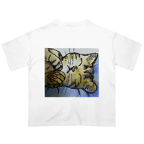 眠い猫 Oversized T-Shirt