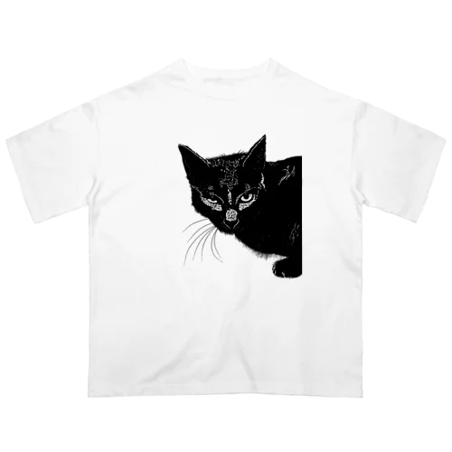 カッコよく覗きに来た黒猫 オーバーサイズTシャツ