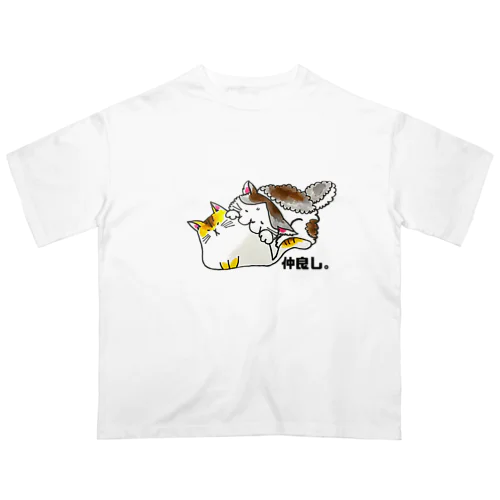 共食い② Oversized T-Shirt