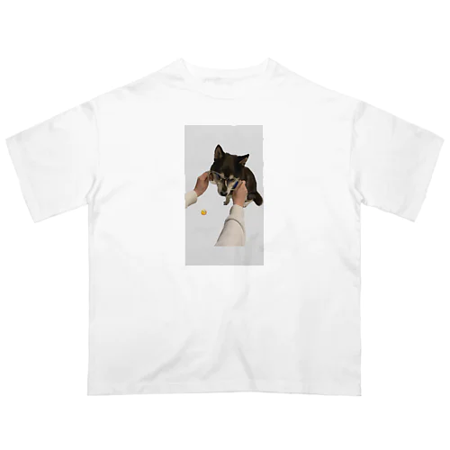 勉学に励む柴犬 オーバーサイズTシャツ