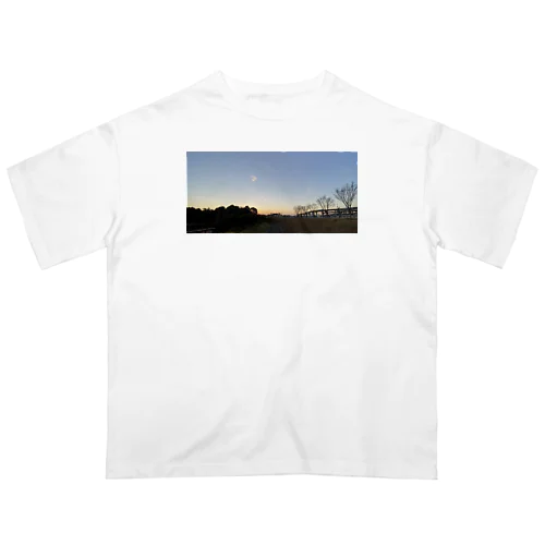 夕焼けの空 Oversized T-Shirt