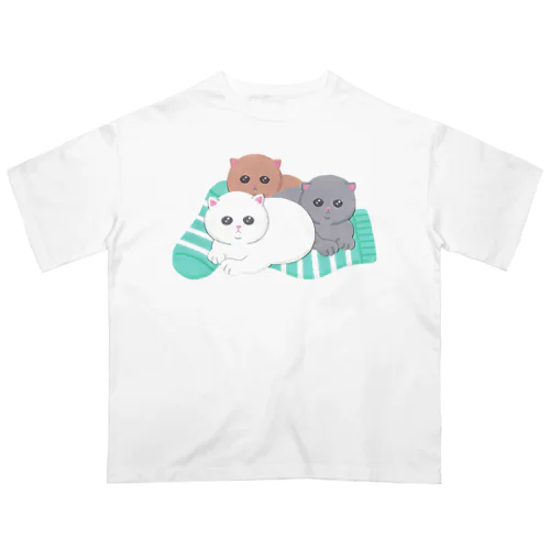 くつした猫 Oversized T-Shirt