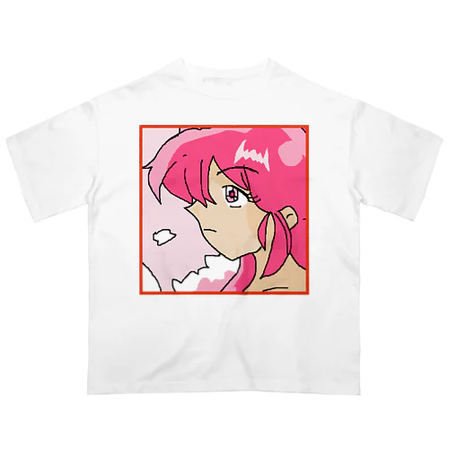 女３ Oversized T-Shirt