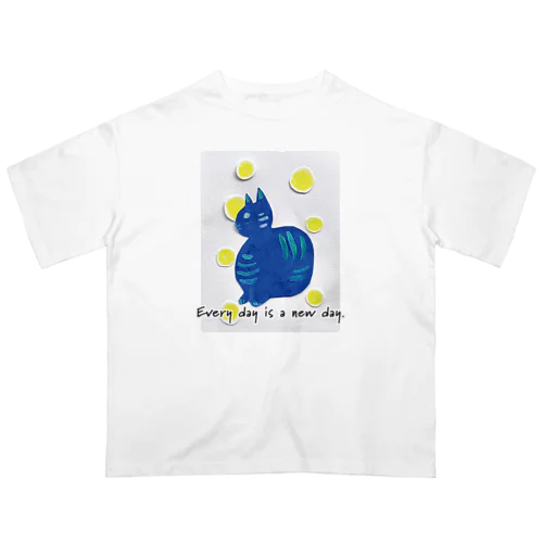 Cat blue  オーバーサイズTシャツ
