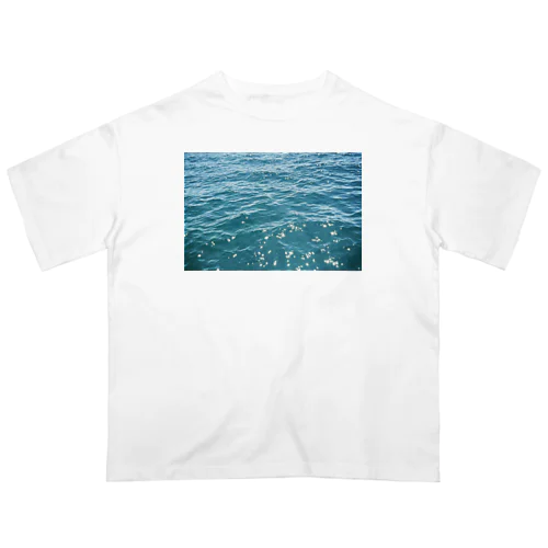 琵琶湖の水面 Oversized T-Shirt