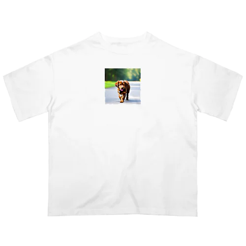 茶色の犬 Oversized T-Shirt