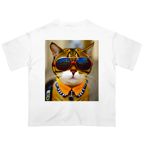 猫にサングラス Oversized T-Shirt