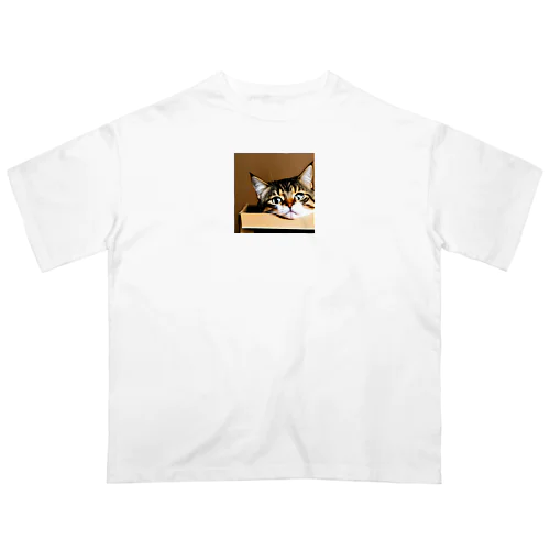 箱に入った可愛い猫 オーバーサイズTシャツ