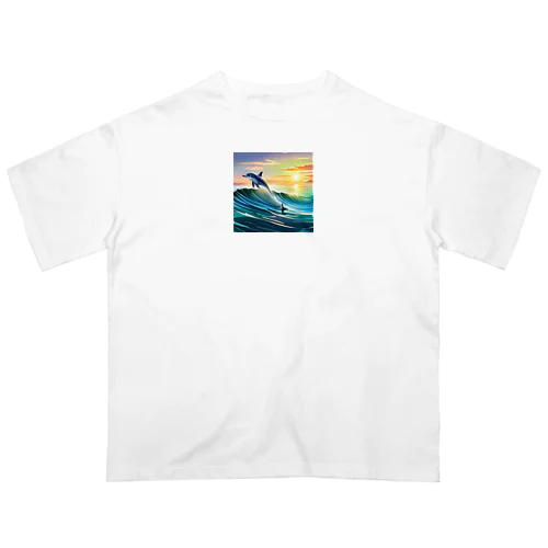 夕暮れで飛ぶイルカ オーバーサイズTシャツ