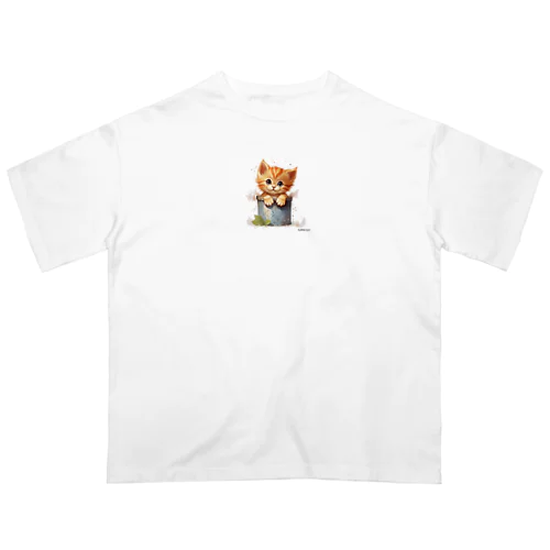 三つ子ネコのアプル オーバーサイズTシャツ