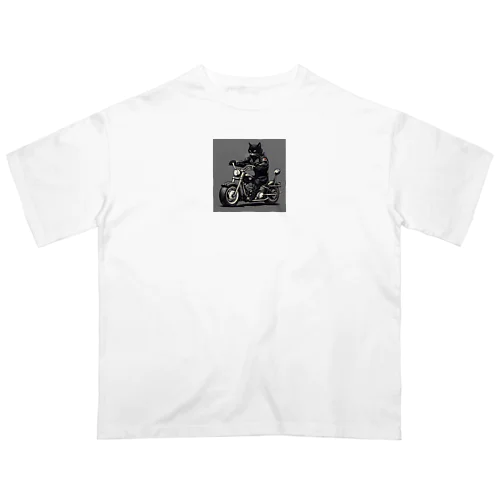 ワイルド黒猫 Oversized T-Shirt