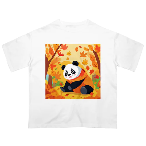 紅葉を楽しむパンダのイラストグッズ Oversized T-Shirt