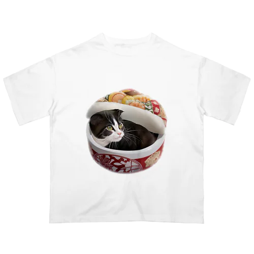 突然迷い込んだ子猫ちゃん（アニメVer.） Oversized T-Shirt