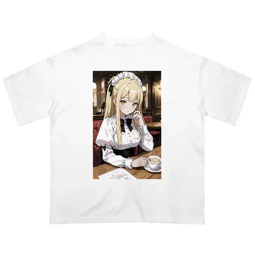 メイド喫茶の人形姫 Oversized T-Shirt