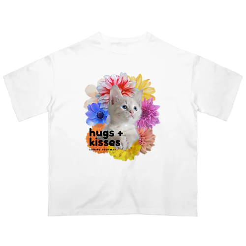 キスハグ！フラワーにゃんこ Oversized T-Shirt