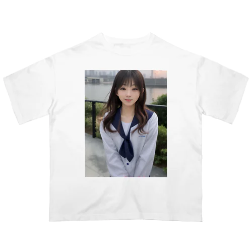 背面が本体 Oversized T-Shirt