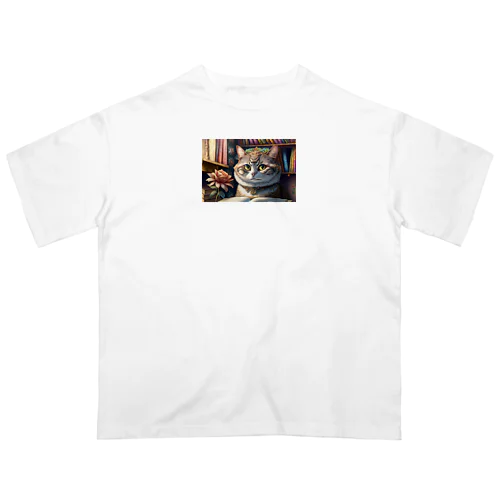 本を読む賢い猫 Oversized T-Shirt