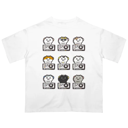 DJネコチャン（全員集合！） オーバーサイズTシャツ