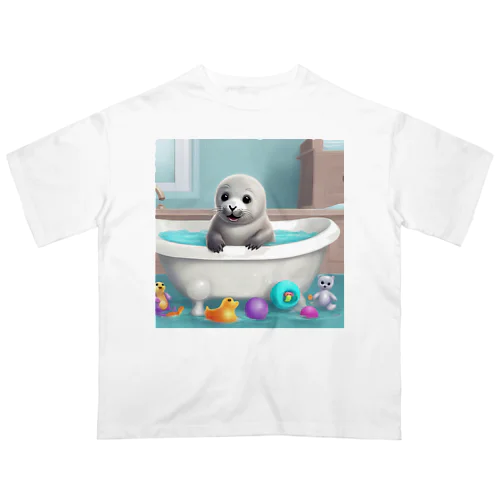 お風呂場のゴマアザラシの赤ちゃん オーバーサイズTシャツ