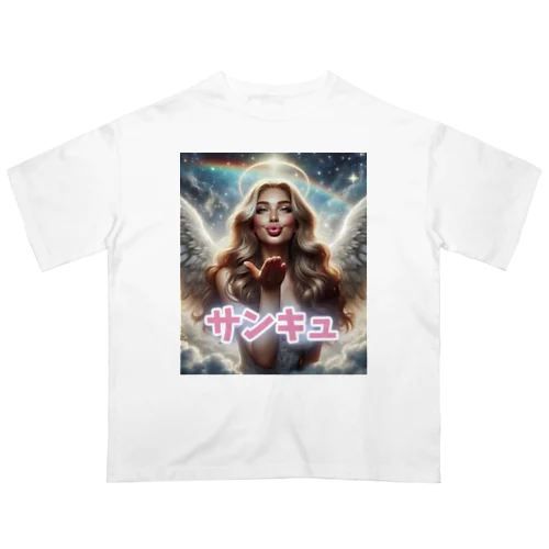 投げキスする天使 Oversized T-Shirt