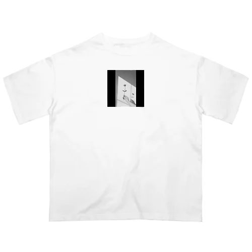 hana Oversized T-Shirt