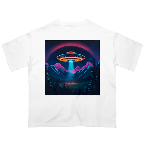 山奥に降り立ったUFO オーバーサイズTシャツ