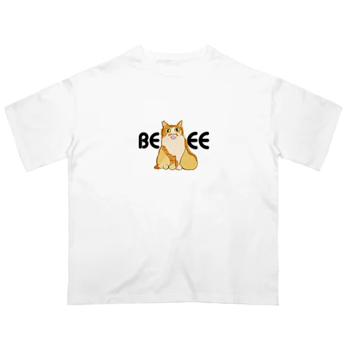 BEEE オーバーサイズTシャツ