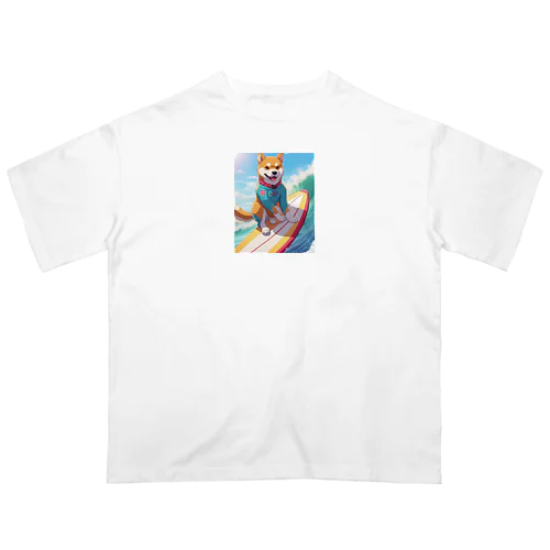 サーフィンする柴犬 Oversized T-Shirt