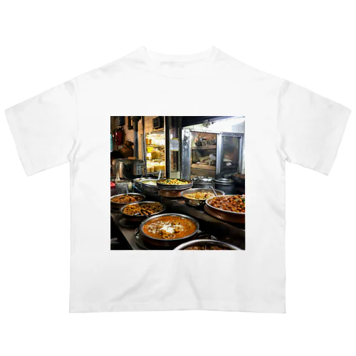 カレー屋店内の厨房風景　kouchan 1616 オーバーサイズTシャツ