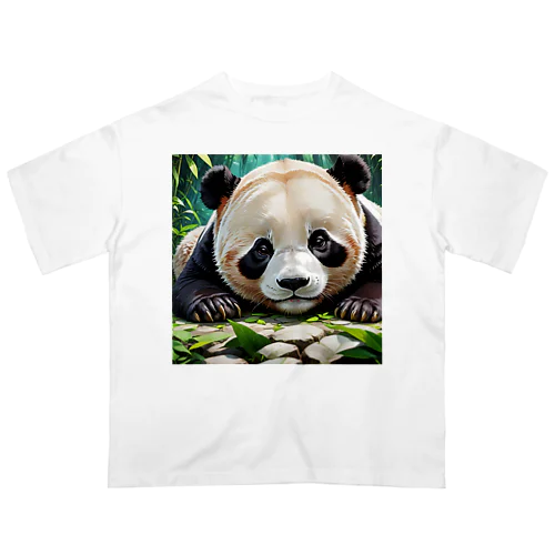 寝ているパンダの夢見る顔 オーバーサイズTシャツ