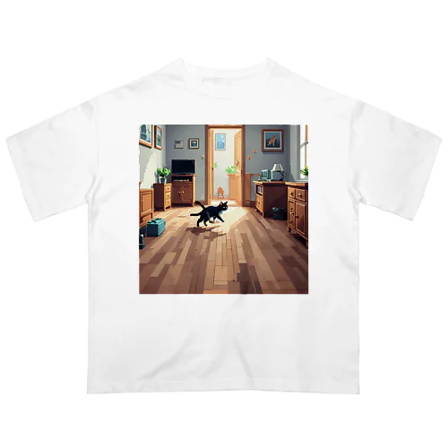 部屋を走る猫 オーバーサイズTシャツ