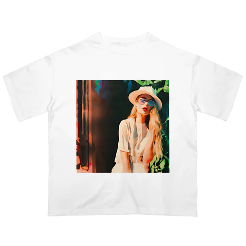 girl１ Oversized T-Shirt