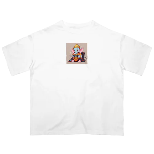 ビデオゲームで遊ぶかわいいガネーシャ Oversized T-Shirt