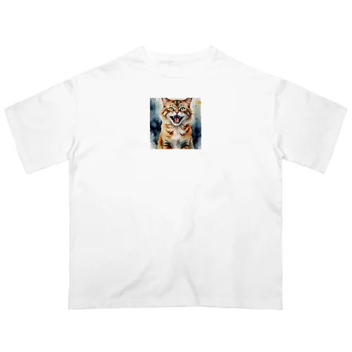 怒った猫の表情が鮮やかに描かれた水彩画 オーバーサイズTシャツ