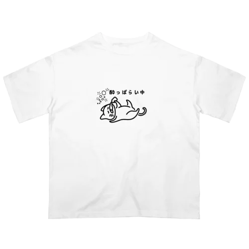 酔っぱらい中のネコ Oversized T-Shirt