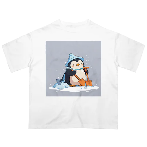 かわいいペンギンとおもちゃのシャベル オーバーサイズTシャツ