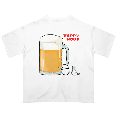 ハッピーアワーでビール祭りを開催するパンダとシマエナガ オーバーサイズTシャツ