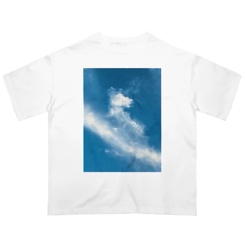 Climbing the clouds Oversized T-Shirt