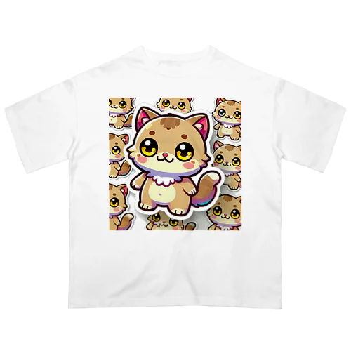 ふんわりした薄茶色に包まれた、ふんわりとした猫 Oversized T-Shirt