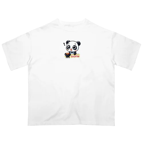 BBQを楽しむちびキャラパンダ オーバーサイズTシャツ