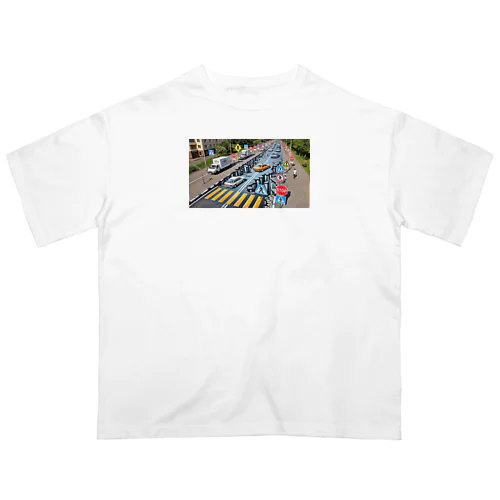 事故のない未来へ Oversized T-Shirt