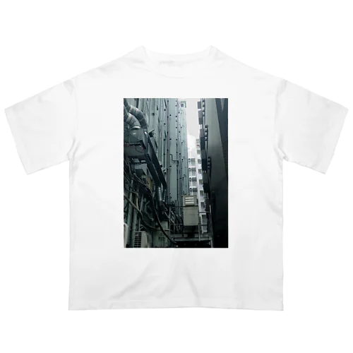 06.ビル裏 Oversized T-Shirt